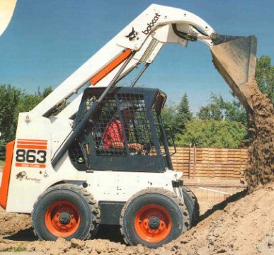 Inchiriez miniexcavator BOBCAT 3.3T cu furci de paleti